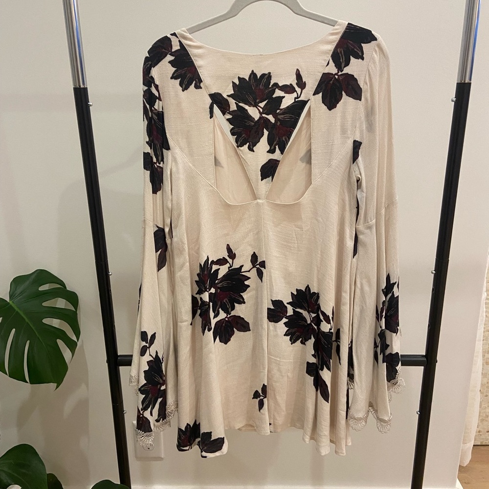 Free people - cream colored long sleeve mini dress
